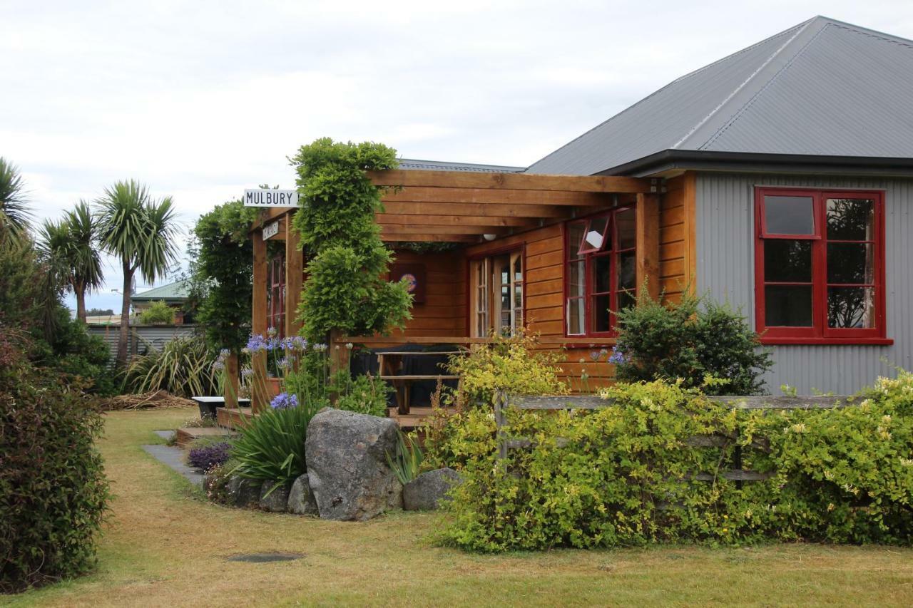 Batch With A View Villa Te Anau Eksteriør bilde